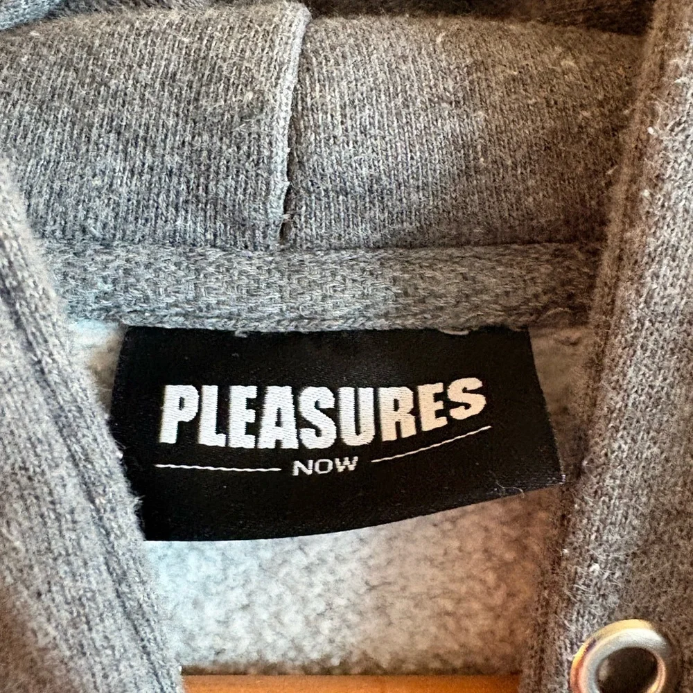 Pleasures Flight Hoodie Gunmetal Grey Size Medium - Picture 6 of 8
